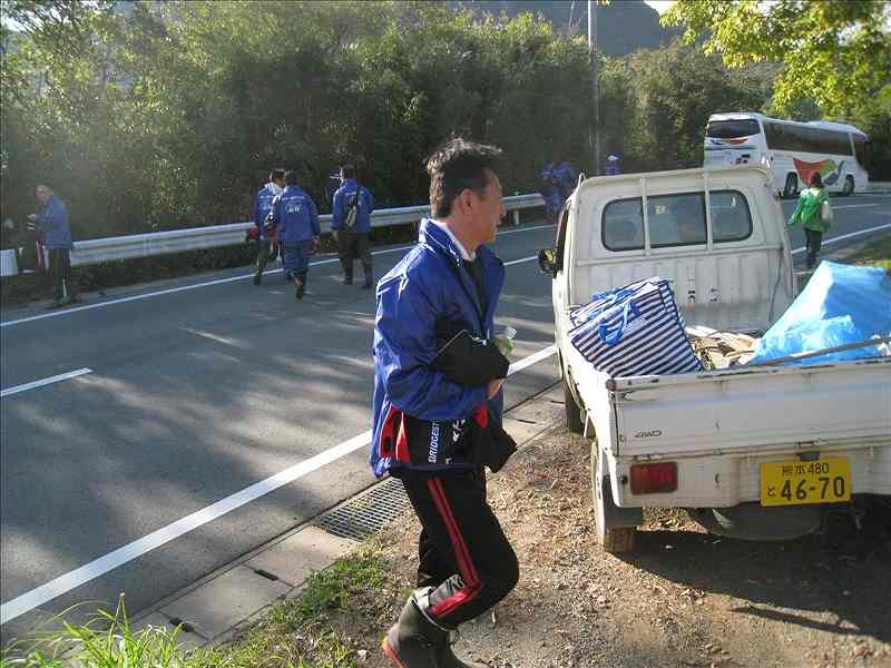 第16便　2016年11月9日出発　12名　菊池市